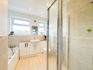 Photo 16- click for photo gallery